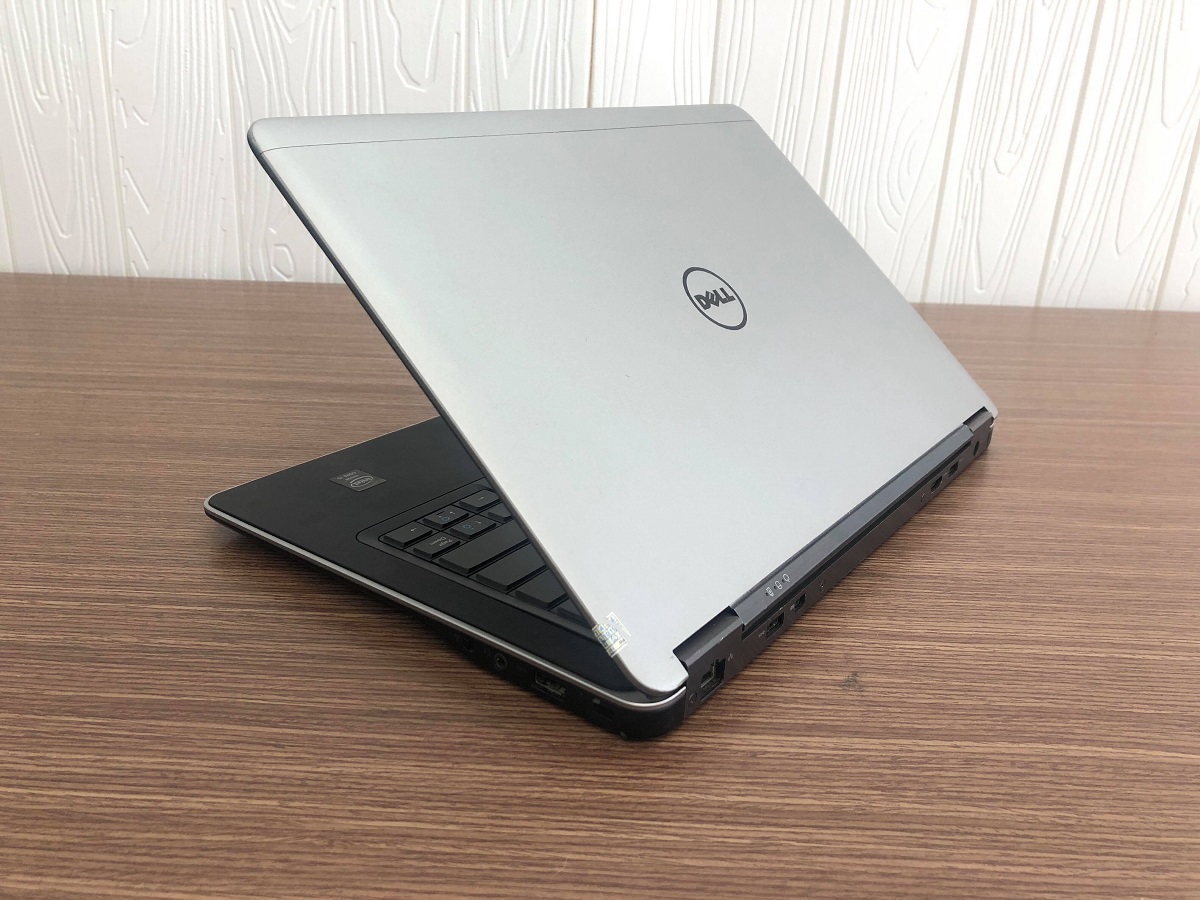 Dell Latitude e7440 Core i5,Ram 8GB,SSD 256GB,intel HD Graphics 4400,14inch mỏng nhẹ